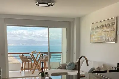 Image de Le Carré D’Or de 80 m2 Castillo Santa Clara - Vue sur mer à couper le souffle!