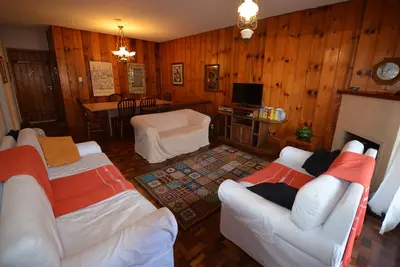 Image de Confortable apt pour 7 personnes près du centre touristique de Campos do Jordão
