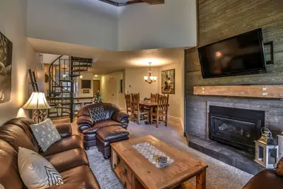 Breckenridge Peak 8 *** Remodel 2018 *** Skiez et marchez jusqu'à Main St