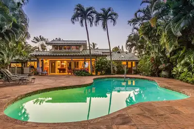Image de Superbe maison fermée avec piscine privée près de la belle plage
