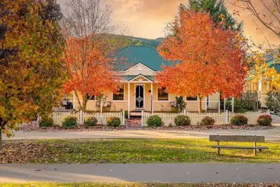 Image de Beauté d'automne - Cottage 4