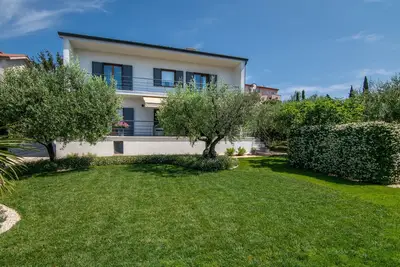 Image de Appartement confortable et moderne, à 300 mètres de la mer, 3 chambres