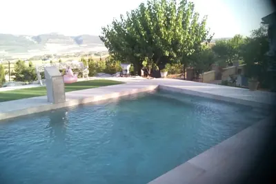 Image de Maison De Campagne Avec Tres Bonnes Vues Avec Piscine De Sel Et Wifi