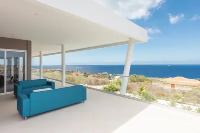 Image de Coral Estate Villa Appartement avec vue imprenable sur l'océan