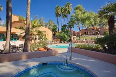 Image de Condo de luxe confortable dans une partie magnifique de Tucson