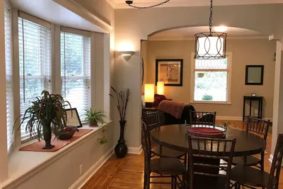 Image de Spacieux Lk Harriet 2br, grand quartier de marche encore min au centre-ville et Moa