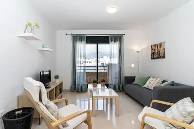 Image de Appartement moderne - Wifi - piscine - parking - centre - plage Ă 250 m