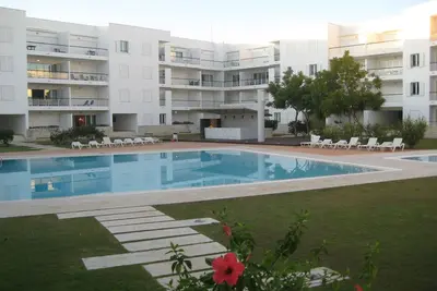 Image de Lagos Marina Appartement 2 chambres avec piscine et rez-de-chaussée balcon + climatisation toutes les chambres