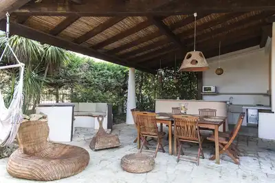 Image de Villa de 240m² avec machine à glaçons Veranda Barbeque et une journée sur un voilier gratuitement