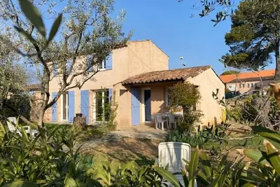 Image de Maison climatisée 3 étoiles, 4/5 personnes, piscine, jardin, animaux, parking