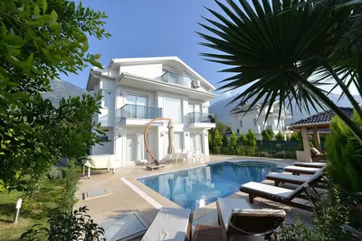 Image de Villa de luxe 3 chambres ville C