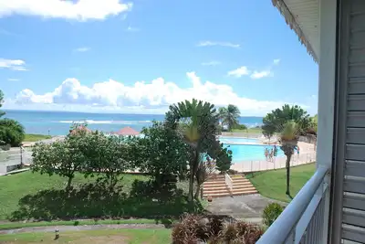 Image de Vue mer et piscine \nPromo du 1er au 13 et 20 au 30 avril  : 72€ au lieu de 82€