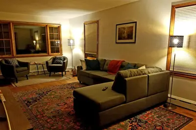 Image de Burlington Home - Très bien situé pour tout!