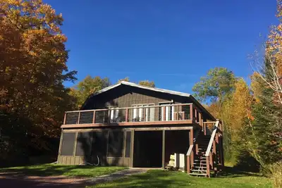 Image de Grande maison familiale avec accès au lac Supérieur