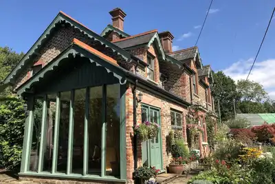 Image de Cottage délicieux dans un cadre rural
