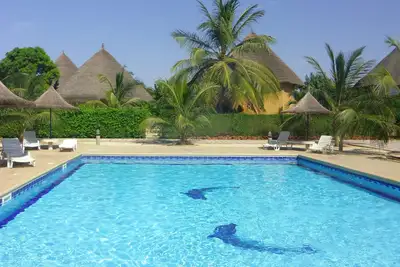 Image de Villa avec jardin en résidence -situation Saly exceptionelle