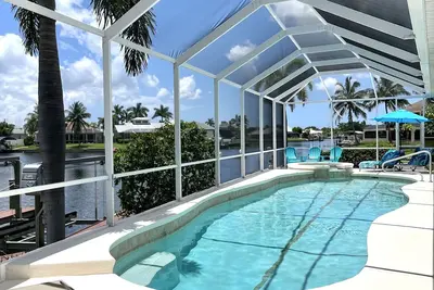 Image de Excl. Villa • Exposition Sud • Accès Golf • 2 King • Grande Piscine & Spa (Elect. & Solaire)