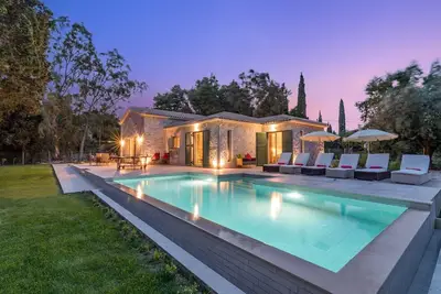 Image de Astarte Villas - Villa privée luxueuse avec piscine à Laalu