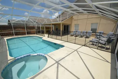 Image de Exécutif amélioré 6 Bed Villa, 30ft piscine, spa, lanai et 15 minutes de Disney