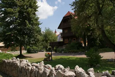 Image de Maison de rêve dans un beau jardin