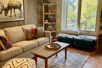 Image de 2 chambres logement dans Ketchum