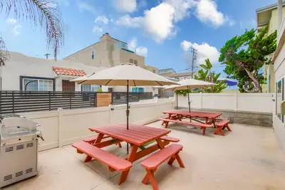Image de Amenez toute la famille dans cette maison de plage de 4 chambres!
