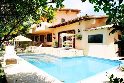 Image de Maison 6 suites et 100 mètres de la plage Horseshoe / Full Service Homemade