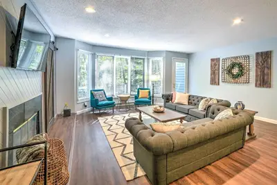 Image de Nouveau! Ferme moderne Wintergreen - 1 Mi à Resort