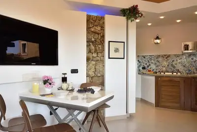 Image de Holiday apartments L'Ea di Lavru \nSEA View 2-rooms apartment-Top Interior Design