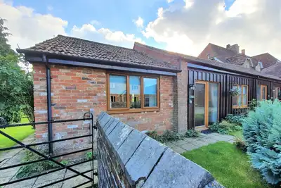 Image de Rural Family Lodge avec jardin et piscine intérieure chauffée partagée, pour 4 personnes