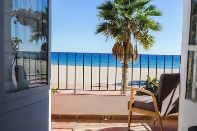 Image de Charmant appartement, première ligne du Centre de la plage, Villajoyosa