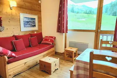 Image de Studio-cabine rénové, balcon sud, pieds des pistes, 4 pers, Plagne Villages