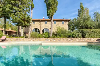 Belle villa de 8 chambres avec piscine privée et air conditionné près de Montaione