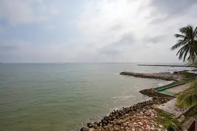 Image de Appartement récemment rénové, haut de gamme, appartement au bord de l'eau.