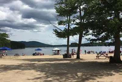 Image de Venez motoneige ou ski dans les montagnes blanches! ! Nous sommes sur le sentier de motoneige