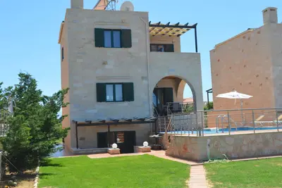 Image de Bienvenue à la Villa Alexandra!