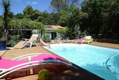 Image de Belle villa familliale avec piscine coeur Garrigue calme proche village et mer