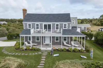 Image de Maison de plage élégante avec vue sur l'océan