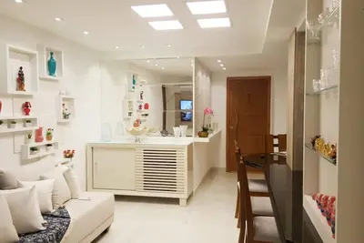 Image de Appartement à 100m de Praia do Forte. Tout rénové, climatisation et Wi-Fi