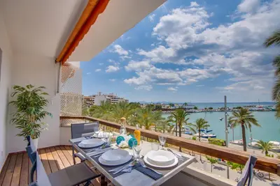 Image de Appartement à Canet Beach en première ligne de mer avec vue