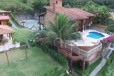 Image de 4suites + maison d'amis pour 15 ou 21 personnes + piscine + court de tennis + grand jardin