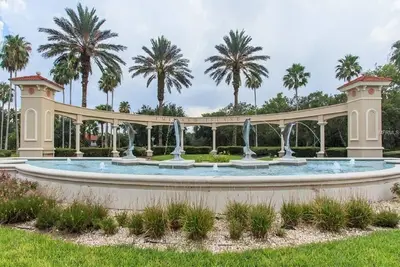 Image de 2 Proche De Toutes Les Attractions! Centre Touristique! Style Style Lving!