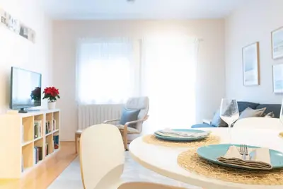 Image de Appartement confortable dans le centre de Santander, rénové et avec ascenseur.