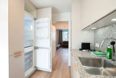 Image de Zh Pink 2 - Letzigrund HITrental Apartment