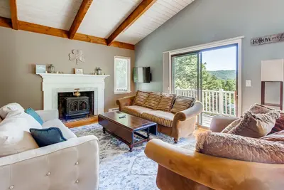 Image de Silver Spring Chalet Grand 4 chambres, Pittsfield Vt, 20 min des pistes de Killington