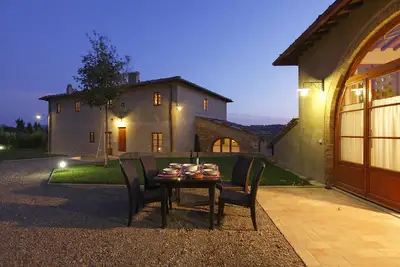 Image de Villa de luxe avec piscine dans le Chianti-22 personnes (ou +/- personnes). Grands groupes