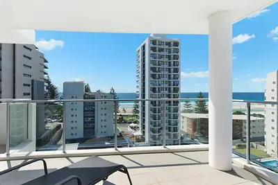 Image de Eden Apartments Unit 901 - Luxueux appartement 2 chambres proche de la plage Rainbow Bay Coolangatta