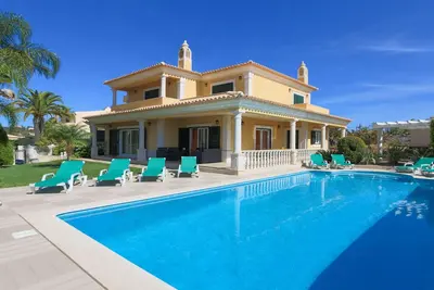 Image de 5 Chambre, Villa de vacances de luxe Alegria, Galé, Albufeira