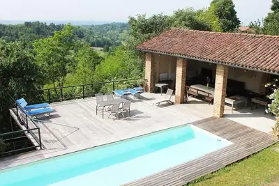 Image de Cascina verdure historique de Monferrato.