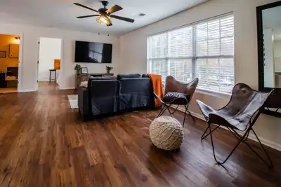 Image de Maison de ville 4 Br / 3 Ba